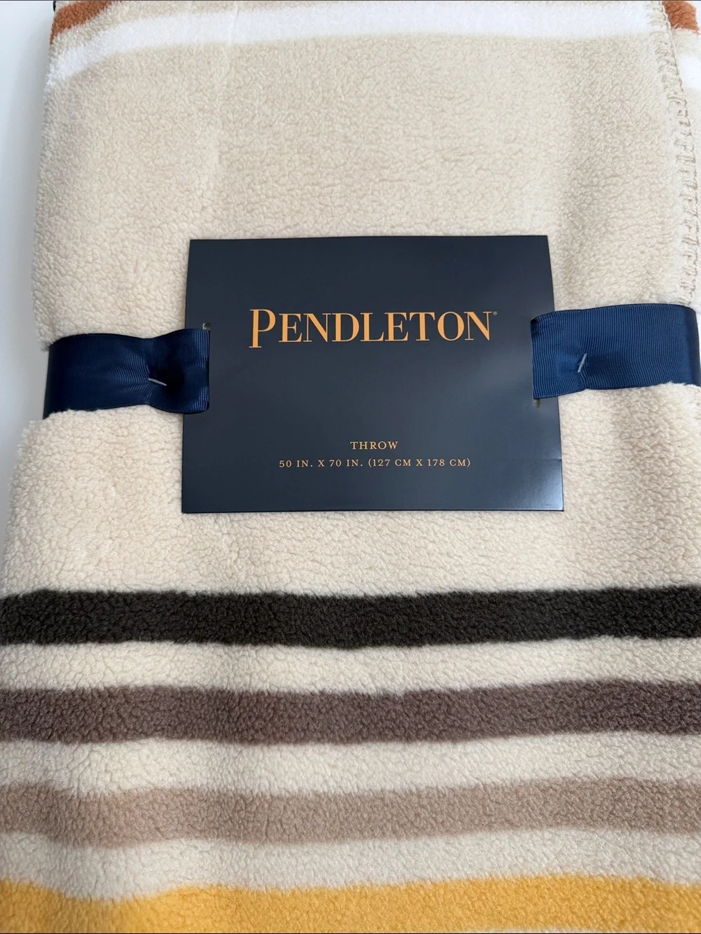NWT Pendleton Throw Blanket
